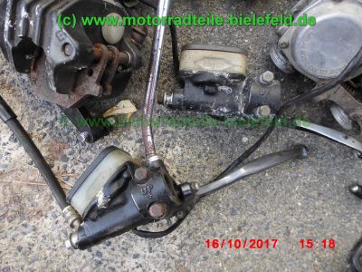 Yamaha_XS400_2A2_zerlegt_2x_SOHC_Motor_Koffertraeger_Gepaecktraeger_-_Teile_Ersatzteile_parts_spares_spare-parts_ricambi_repuestos_wie_3N7_4G5_XS_250_360_1U4_1U5-113.jpg