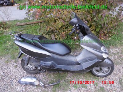 Yamaha_YP125_Majesty_SE06_grau_-_Ersatzteile_Teile_parts_spares_spare-parts_ricambi_repuestos_wie_Cygnus_Maxster_SE03_SE05_MBK_Skyliner_125_SE02_SE06_Flame_Thunder_-42.jpg