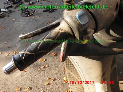 Yamaha_YP125_Majesty_rot_SE02_-_Ersatzteile_Teile_parts_spares_spare-parts_ricambi_repuestos_wie_Cygnus_Maxster_SE03_SE05_MBK_Skyliner_125_SE02_SE06_Flame_Thunder_-23.jpg