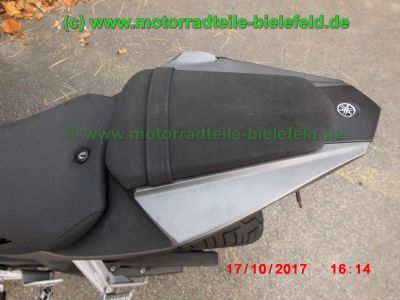 Yamaha_YZF-R125_ABS_RE11_EZ_2016_–_5D7_Ersatzteile_Teile_parts_spares_spare-parts_ricambi_repuestos_wie_YZFR125_RE06_ab_2008-52.jpg