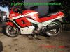 Kawasaki_ZX-10_Tomcat_ZXT00B_rot-weiss_139PS_260kmh_unverbastelt_original_Auspuff_KHI_K177_Gepaecktraeger_–_Technik_wie_GPZ1000RX_ZXT00A_GPZ900R_ZX900A-4.jpg