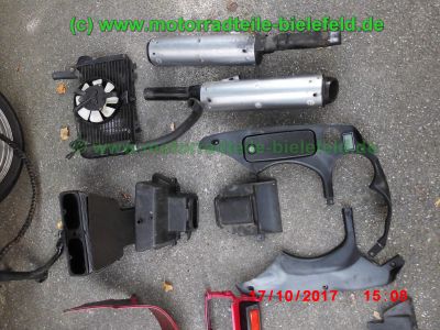 Kawasaki_ZZR600_ZX600D_rot_teilzerlegt_-_Ersatzteile_Teile_parts_spares_spare-parts_ricambi_repuestos_wie_ZZ-R_600_ZX600E_1100_ZXT10_C_D-11.jpg