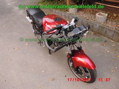 Kawasaki_ZZR600_ZX600D_rot_teilzerlegt_-_Ersatzteile_Teile_parts_spares_spare-parts_ricambi_repuestos_wie_ZZ-R_600_ZX600E_1100_ZXT10_C_D-135.jpg