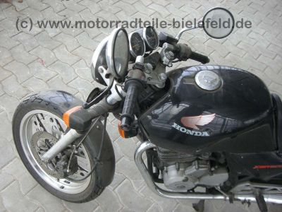 Honda_XBR_500_XBR500_PC15_schwarz_Chromstar_H_B_Koffersystem_32kW_69.jpg