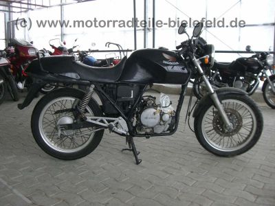 Honda_XBR_500_XBR500_S_500S_XBR500S_PC15_schwarz_Speiche_Ersatzteile_39.jpg