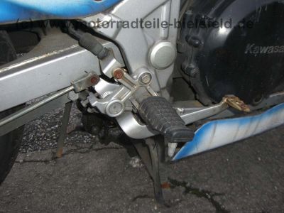 Kawasaki_GPZ_500_Airbrush_blauweiss_GPZ_500_S_500S_GPZ500S_EX_500_EX500_A_EX500A_no_EN_KLE_43.jpg