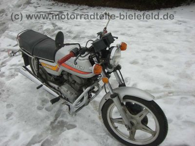 Honda_CB_125_CB125_T_T2_125T2_CB125T2_silber_Verkleidung_37.jpg