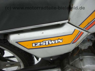 Honda_CB_125_CB125_T_T2_125T2_CB125T2_silber_Verkleidung_56.jpg