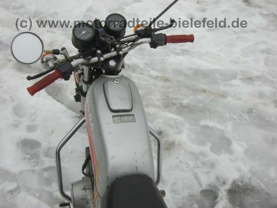 Honda_CB_125_CB125_T_T2_125T2_CB125T2_silber_Verkleidung_68.jpg