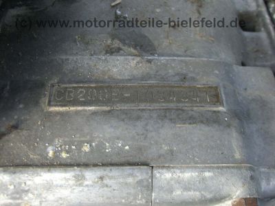 Honda_CB200_CB_200_125_E_200E_125E_limegreen_14.jpg