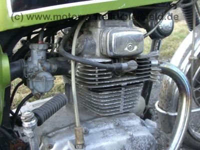 Honda_CB200_CB_200_125_E_200E_125E_limegreen_56.jpg