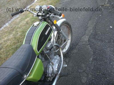 Honda_CB200_CB_200_125_E_200E_125E_limegreen_62.jpg