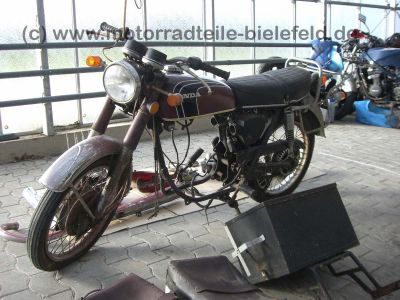 Honda_CB_125_250_CB250_K_K1_K4_rot_54.jpg