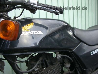 Honda_CB_250_CB250_RS_250RS_CB250RS_schwarzblau_Deluxe_MC02_vgl__CL_250S_MD04_68.jpg