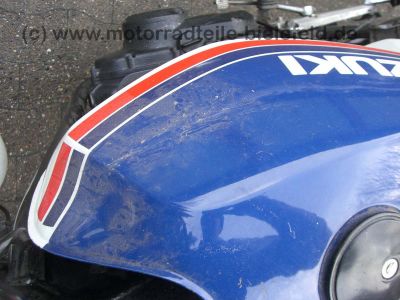 Suzuki_GSX_250_400_GSX400_E_S_weissblaurot_400E_400S_GK53C_78.jpg