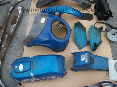Honda_CB125T2_CB_125_CB125_T_T2_125T_125T2_blau_57.jpg