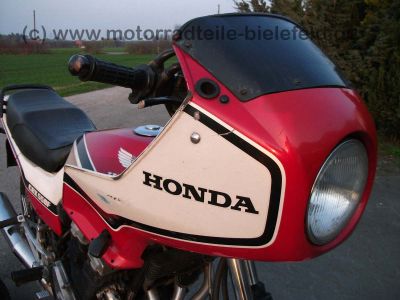 Honda_CBX550F2_rot_CBX_550_CBX550_F_F2_550F_550F2_7.jpg