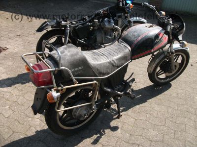 Honda_CX500_CX_500_E_C_500E_500C_PC01_PC06_66.jpg