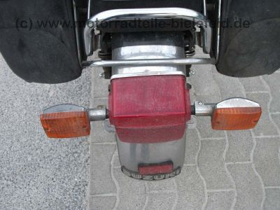 Suzuki_GN400_rot_GN_250_400_Koffersystem_Koffer_GIVI_60.jpg