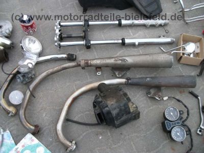 Suzuki_GN400_schwarz_GN_250_400_GN250_Extras__29.jpg