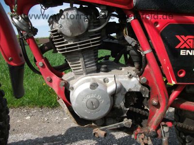 Honda_XR125_Enduro_Tankbeule_CB_L125S_L_XL_XR_125_200_250_L125_XL125_XL200_XL250_S_R_125S_125R_JD04_30.jpg