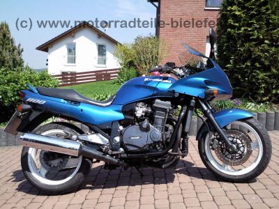 Kawasaki_GPZ1100_ZXT10_E_ZXT_10_E_Superbike_wie_GPZ_ZZR_1100_D_E_ZZR1100_11.jpg