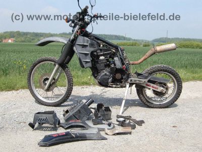 Kawasaki_KLR600E_KL600B_KLR_KL_250_600_650_KLR250_KLR600_KLR650_A_B_C_D_SEBRING_Auspuff_1.jpg