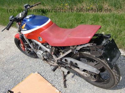 Honda_VF500F_PC12_US_teilzerlegt_PC13_Motor_VF_400_500_700_750_VF400_VF500_VF700_VF750_F_12.jpg
