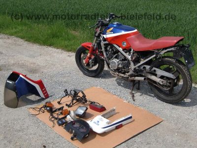 Honda_VF500F_PC12_US_teilzerlegt_PC13_Motor_VF_400_500_700_750_VF400_VF500_VF700_VF750_F_6.jpg