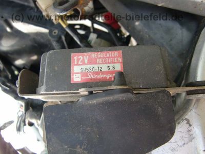 Honda_VF500F_PC12_US_teilzerlegt_PC13_Motor_VF_400_500_700_750_VF400_VF500_VF700_VF750_F_74.jpg
