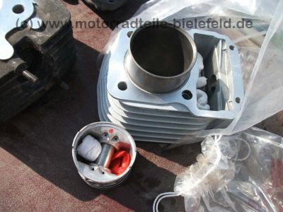 Honda_CG_125_CG125_JC27__rot_teilzerlegt_neue_Motorteile_CB_CBF_CBZ_CBX_125_43.jpg