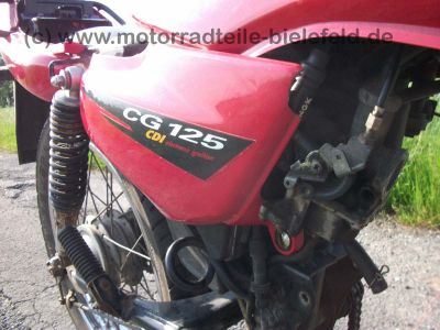 Honda_CG_125_CG125_JC27__rot_teilzerlegt_neue_Motorteile_CB_CBF_CBZ_CBX_125_90.jpg