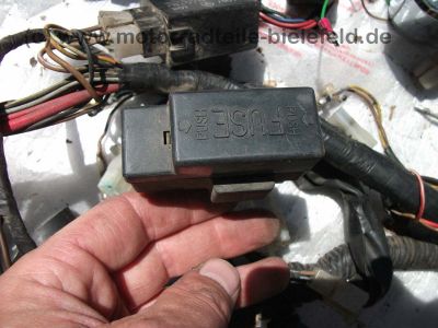 Yamaha_FZR1000_FZR_1000_Ersatzteile_3LE_3LF_3GM_Exup_Genesis_Technik_wie_YZF_750_1000_4VD_57.jpg