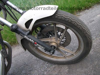 Suzuki_GSX400E_GK53C_weissrot_GS_GSX_250_400_GSX250_GSX400_E_250E_400E_GS25x_GS40x_GK_53_C_46_.jpg