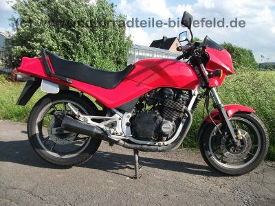 Suzuki_GSX550ES_GN71D_GSX550_GSX_550E_550ES_550EF_500_550_600_750_E_ES_EF_feuerwehrrot_102_.jpg