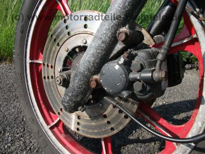 Kawasaki_KZ400J_rot_nackt_Giuliari_Sitzbank_KZ_Z_GPZ_305_400_500_550_750_25_.jpg