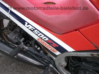Honda_VF500F2_PC12_VF_400_500_700_750_VF400_VF500_VF700_VF750_F_F2_fast_neuer_Auspuff_22_.jpg