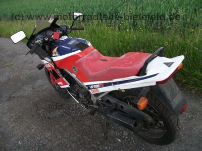 Honda_VF500F2_PC12_VF_400_500_700_750_VF400_VF500_VF700_VF750_F_F2_fast_neuer_Auspuff_43_.jpg
