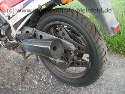 Honda_VF500F2_PC12_VF_400_500_700_750_VF400_VF500_VF700_VF750_F_F2_fast_neuer_Auspuff_45_.jpg