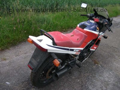 Honda_VF500F2_PC12_VF_400_500_700_750_VF400_VF500_VF700_VF750_F_F2_fast_neuer_Auspuff_4_.jpg
