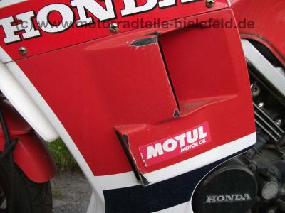 Honda_VF500F2_PC12_VF_400_500_700_750_VF400_VF500_VF700_VF750_F_F2_fast_neuer_Auspuff_50_.jpg