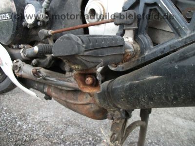 Honda_VF500F2_PC12_VF_400_500_700_750_VF400_VF500_VF700_VF750_F_F2_fast_neuer_Auspuff_64_.jpg