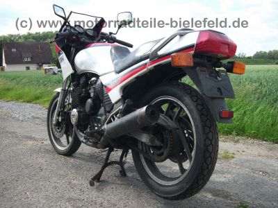 Yamaha_XJ600_51J_weiss_rot_Anlasser_defekt_Tankdelle_XJ_400_500_550_600_700_750_Maxim_Seca_2.jpg