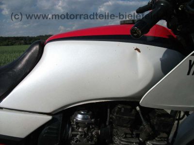 Yamaha_XJ600_51J_weiss_rot_Anlasser_defekt_Tankdelle_XJ_400_500_550_600_700_750_Maxim_Seca_66.jpg