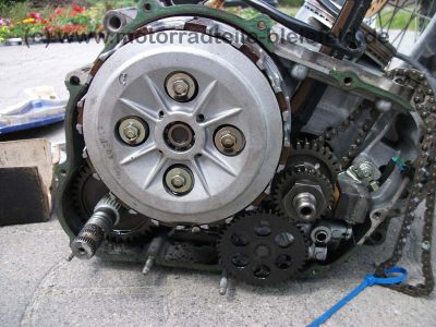 Honda_XR600R_PE04_Arrow_Auspuff_Einzelvergaser_XL_XR_250_400_600_650_XR400_XR600_R_L_400R_600R_45.jpg
