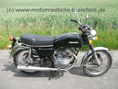 Honda_CB125K_disc_CB_125_CB125_K_K5_T_T2_125K_125K5_schwarz_58_.jpg