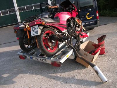 Kawasaki_GPZ900R_ZX900A_GPZ_ZX_900_750_R_A_900R_750R_900A_750A_Frontschaden_3_.jpg