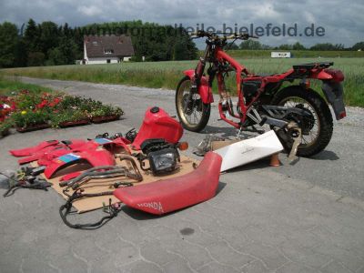 Honda_NX650_Dominator_RD02_rot_ohne_Motor_NX_XR_SLR_650_RD06_RD08_RD09_Ersatzteile_2_.jpg