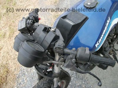 Kawasaki_GPZ750UT_blau_Vollverkleidung_Z_KZ_GPZ_ZX_550_750_ZX750_GPZ750_A_E_UT_750UT_750A_110.jpg