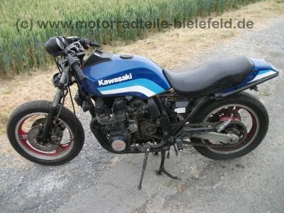 Kawasaki_GPZ750UT_blau_Vollverkleidung_Z_KZ_GPZ_ZX_550_750_ZX750_GPZ750_A_E_UT_750UT_750A_88.jpg